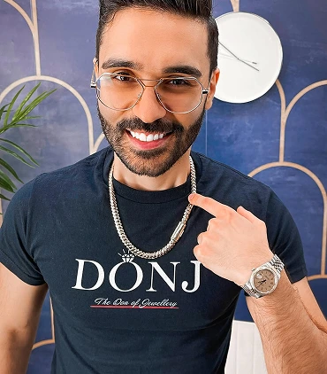 The Huddle Sports Grill Image